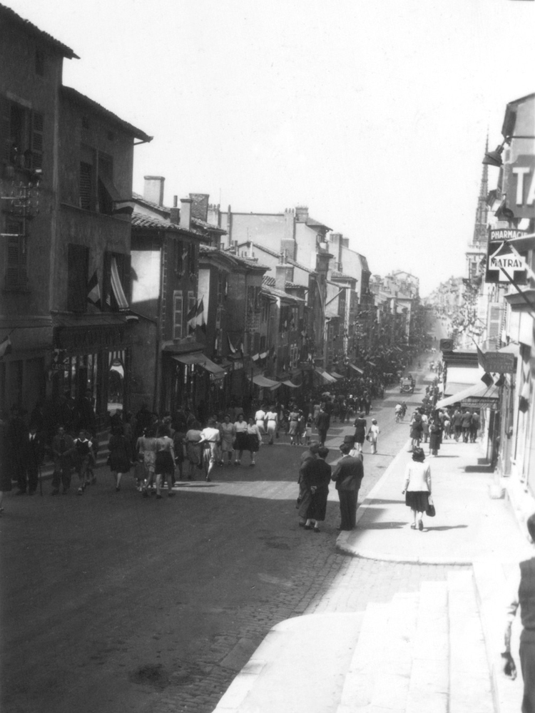 Villefranche s/Saone 08 mai 1945