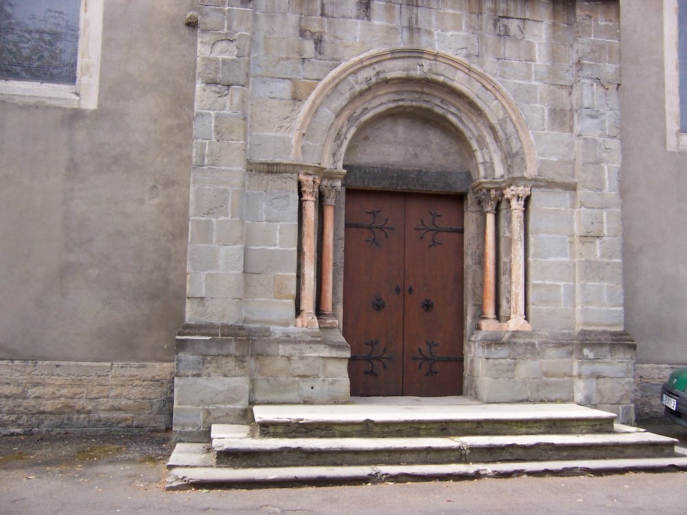 38053 - Bourgoin-Jallieu - vue générale