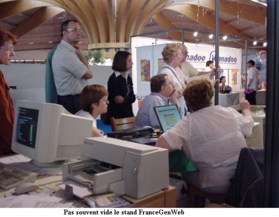 Pas souvent vide le stand FranceGenWeb